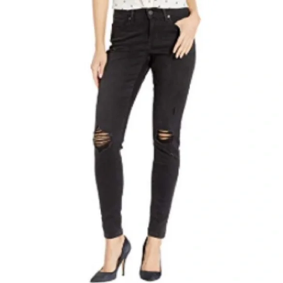 Levi’s Curvy Skinny distressed Jeans - Picture 2 of 10